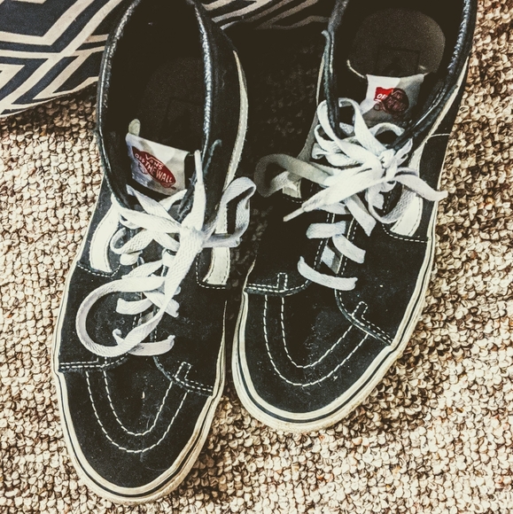 SOLD - Picture 3 of 7